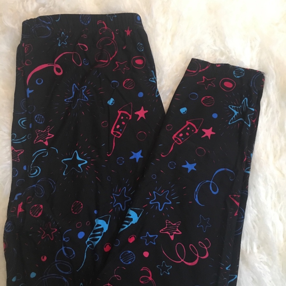 ✂️ FINAL PRICE ✂️soft black 4th of July leggings